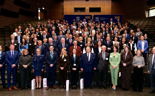 Źródło: https://zjazd-kpk.web.amu.edu.pl/#zdjecia