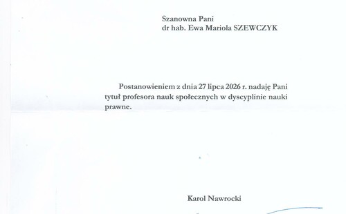 Prof. dr hab. Ewa Szewczyk z tytułem profesora nauk społecznych