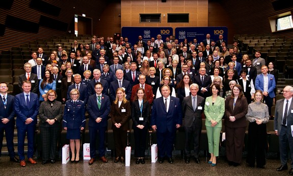 Źródło: https://zjazd-kpk.web.amu.edu.pl/#zdjecia